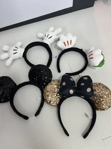 미키 손 모양 머리띠 4개 세트 [모레 처분