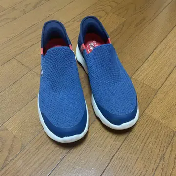 새상품급 스케쳐스 Slip-ins 네이비 슬립온 26