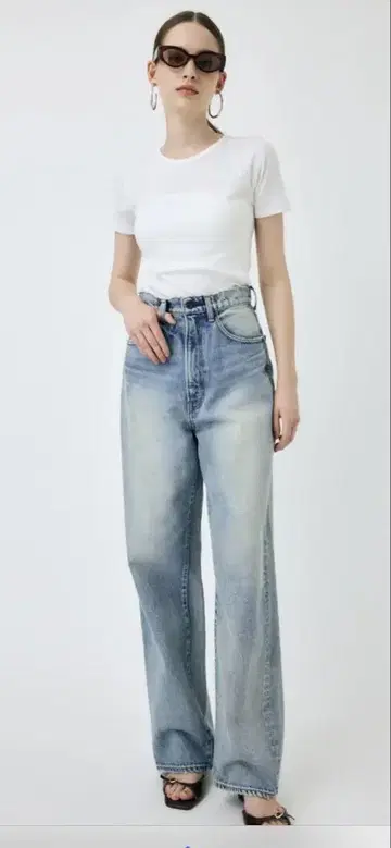 MOUSSY HW DAMAGE LOOSE STRAIGHT 25인치