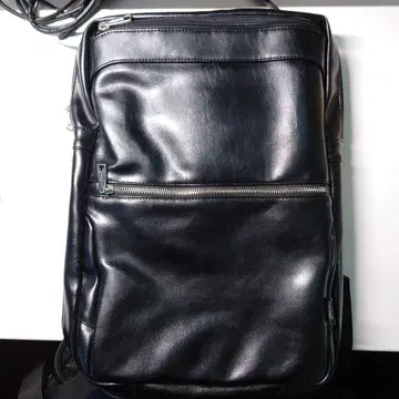 블랙 가죽 백팩