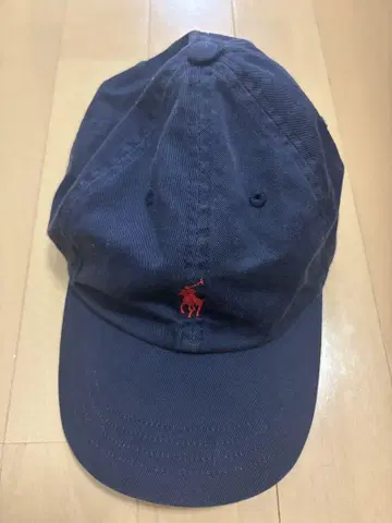 피케 셔츠 로고 자수 네이비 캡