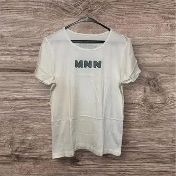 Mademoiselle NONNON 화이트 반팔 티셔츠