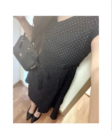 그로브 도트 무늬 원피스 블랙