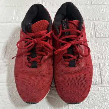 새상품급 남성용 Under Armour 러닝화 레드 26.0cm