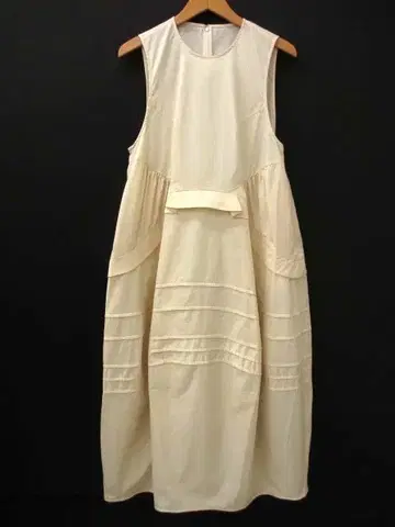 새상품급 엔폴드 24AW TUCK DRAPE DRESS 38
