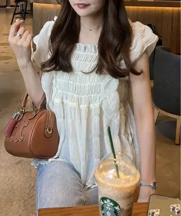 프릴 셔링 시어 블라우스