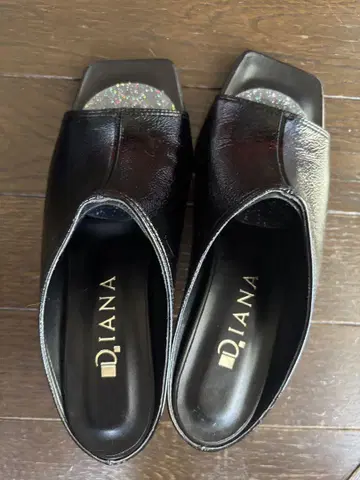 DIANA 샌들 뮬 사이즈 23