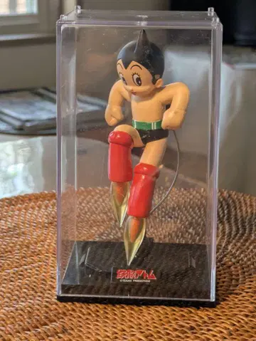 아톰 피규어 케이스 포함 약 15cm