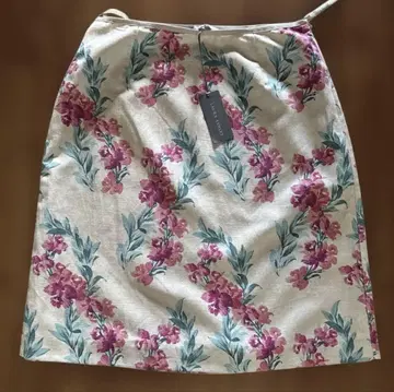 13호 LAURA ASHLEY 로라 애슐리 택 포함 미사용 꽃무늬 스커트