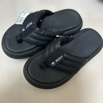 택 포함 새상품 록시 샌들 비치 샌들