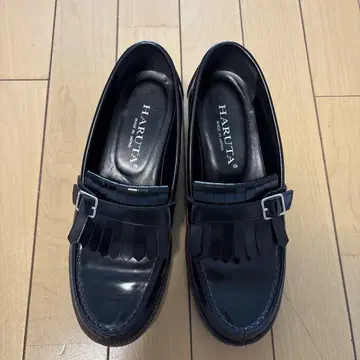 HARUTA 블랙 가죽 로퍼 프린지 장식