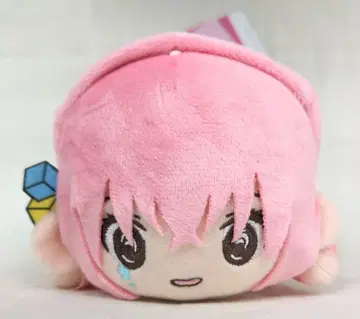 세가 누워 있는 미니 봉제 인형 봇치 더 록! 고토 히토리 (울음)