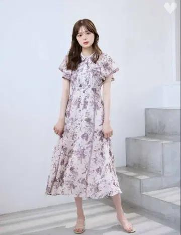 택 포함 미사용 새상품 An MILLE 완판템 Flower 프릴턱 O P