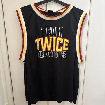 TWICE MINA 유니폼 37