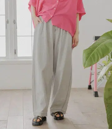 니코앤드 모듬 턱 코쿤 와이드 팬츠 M