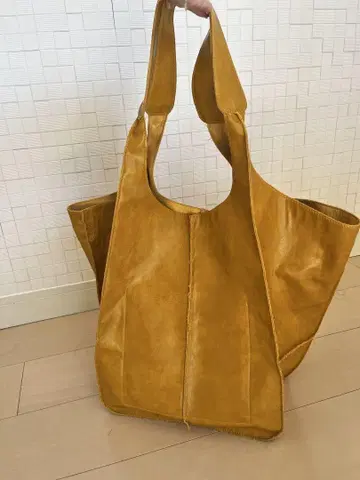 머스타드 컬러 토트백