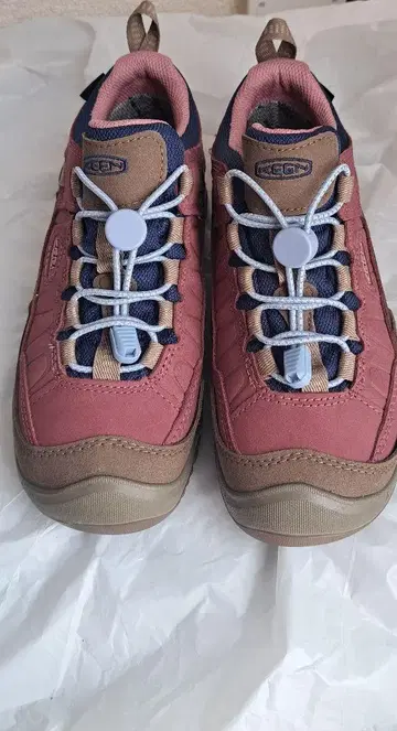 KEEN 터기 워터프루프 23cm 핑크, 베이지
