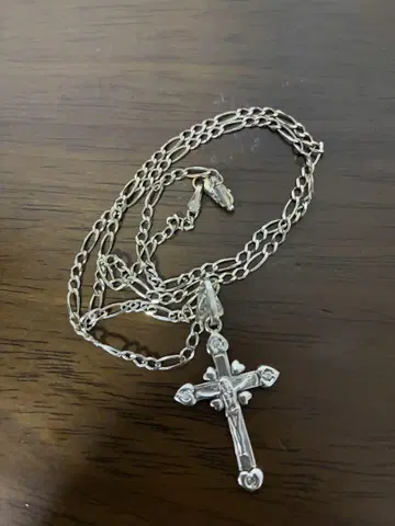 실버 십자가 펜던트 목걸이