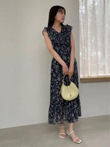 snidel 스나이델 Sustaina 플리츠 프릴 원피스