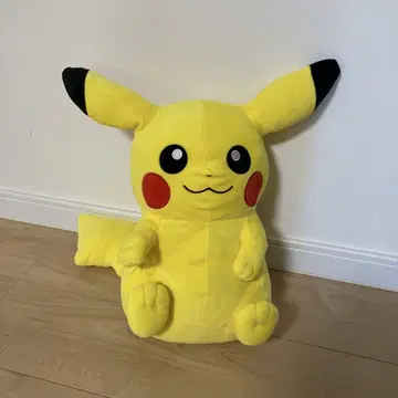 피카츄 봉제 인형 약 30cm