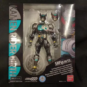 반다이 S.H.Figuarts 가면라이더 오즈 가면라이더 바스