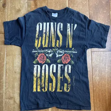 GUNS N' ROSES 티셔츠 밴 티셔츠