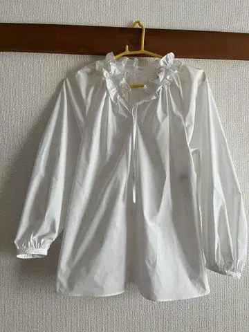 PLST 블라우스