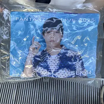 FANTASTICS 세계 쿠션