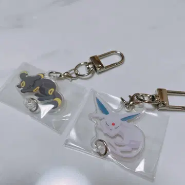 연결되는 아크릴 참 블래키 에피 pokemom sleep shop