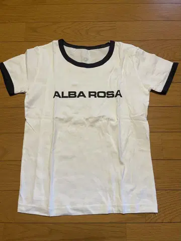 ALBA ROSA 반팔 티셔츠 화이트