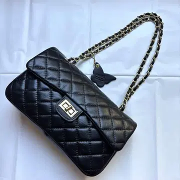 블랙 체인 숄더백