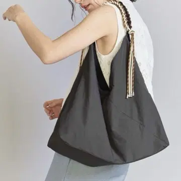 LE VERNIS 르 베르니 파라 코드 원 핸들 토트백 완판 색상