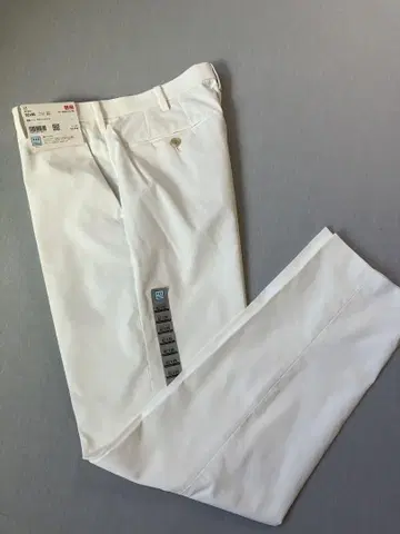 미사용 유니클로 M 감동 팬츠 화이트 흰색 밑단 폭 18cm 조정 가능