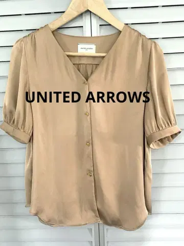 UNITED ARROWS 유나이티드 애로우즈 새틴 블라우스