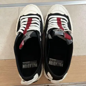 PALLADIUM 캐주얼 스니커즈 블랙/화이트/레드