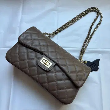 MODE FOURRURE 베이지 (그레이지) 체인 숄더백