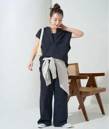 FREAK'S STORE V넥 프렌치 슬리브 팬츠 셋업