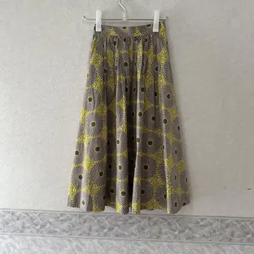 LE GLAZIK 르 글라직 바틱 플레어 스커트