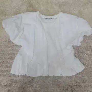 자라 화이트 플레어 실루엣 티셔츠 S