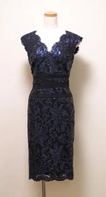 TADASHI SHOJI 원피스 '8' / 11-13호 정도