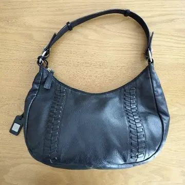 Ralph Lauren 블랙 가죽 숄더백