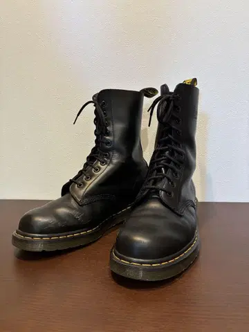 Dr. Martens 10홀 AW006 닥터마틴 28cm