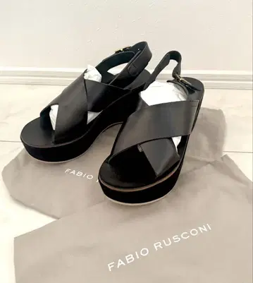 FABIO RUSCONI 블랙 샌들 35