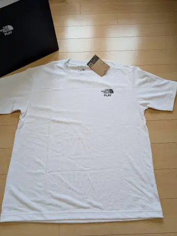 THE NORTH FACE PLAY 티셔츠 화이트