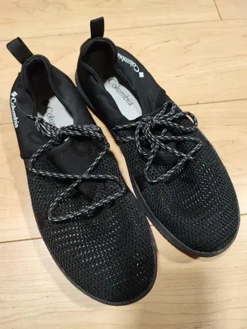 컬럼비아 블랙 스니커즈 27cm