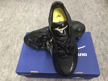 Mizuno 블랙 스파이크