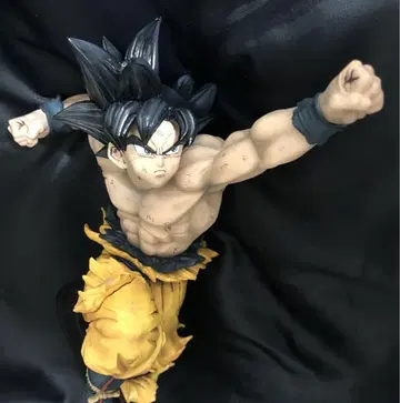 반프레스토 BWFC ULTRA INSTINCT 손오공 피규어