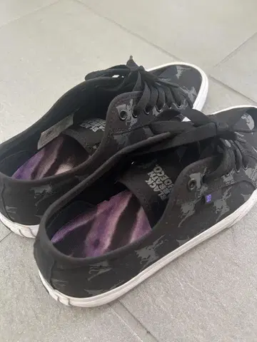 DC Shoes 블랙 스니커즈 27cm