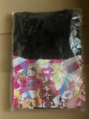 ayu x Hello Kitty 티셔츠 L 사이즈