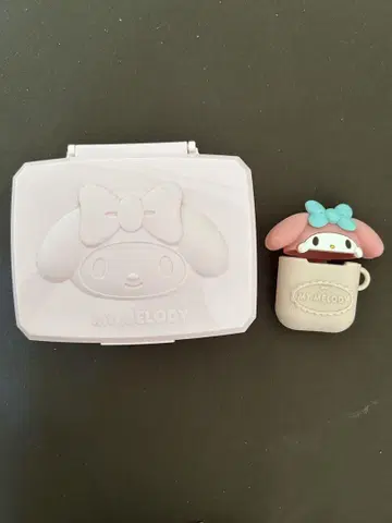 마이멜로디 박스와 이어폰 케이스